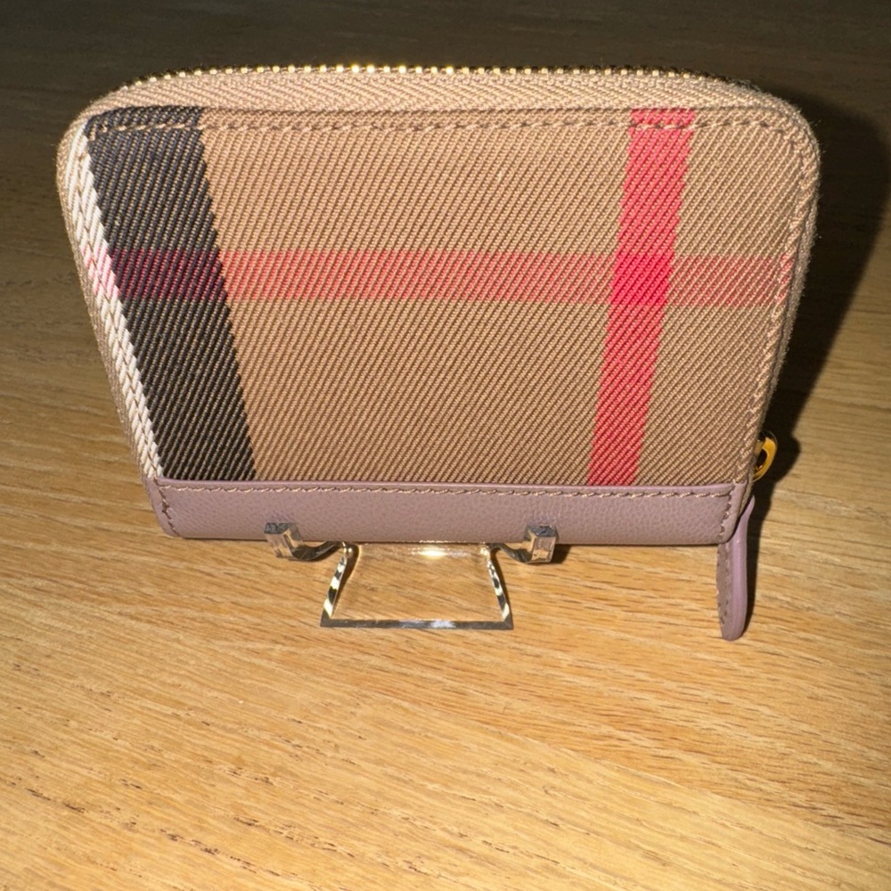 NWT Burberry Mini Check compact zip wallet - Picture 2 of 8
